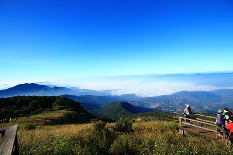 Anyone else up for a challenging trek through the beautiful Kew Mae Pan trail?