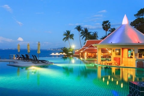 Enjoy the royal Thai style and the breathtaking views of Maenam Beach at Samui Buri Beach Resort.